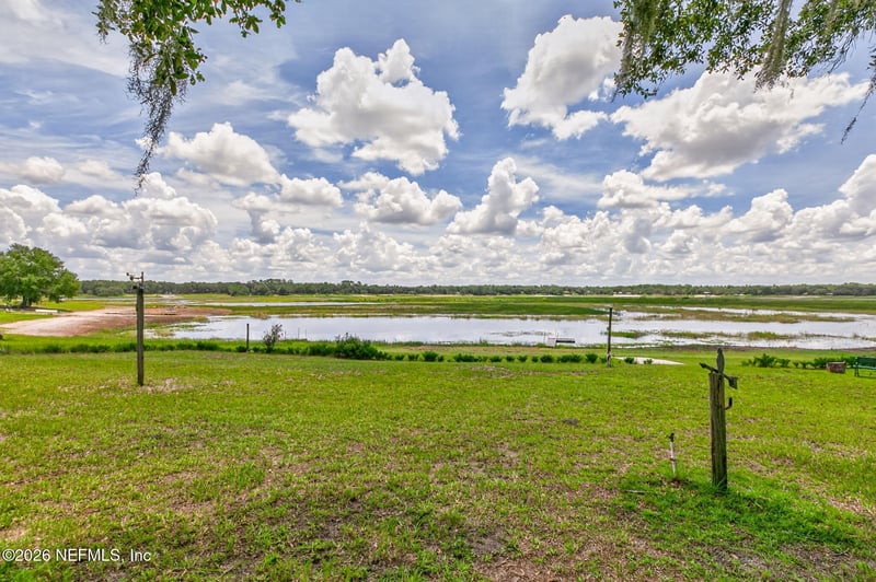 5919 White Sands Rd, Keystone Heights, FL 32656