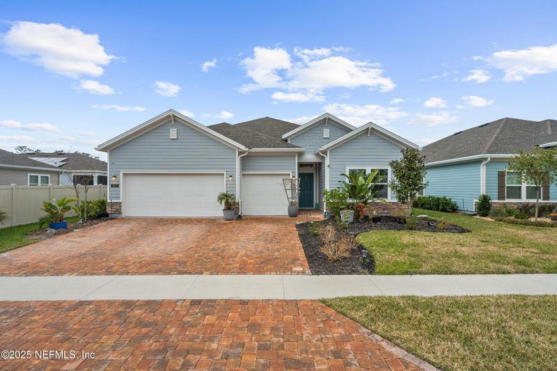 592 Brown Bear Rn, St Johns, FL 32259