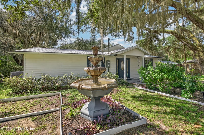 5927 White Sands Rd, Keystone Heights, FL 32656