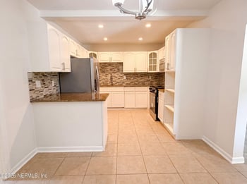 5928 Lake Ridge Ave, Jacksonville, FL 32211