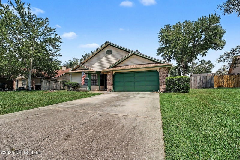 593 Hewes Pl, Orange Park, FL 32073