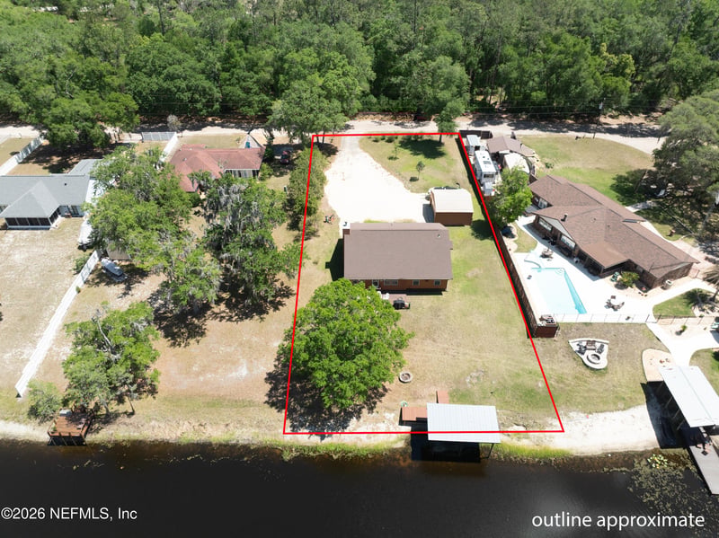 5930 Island Rd, Melrose, FL 32666