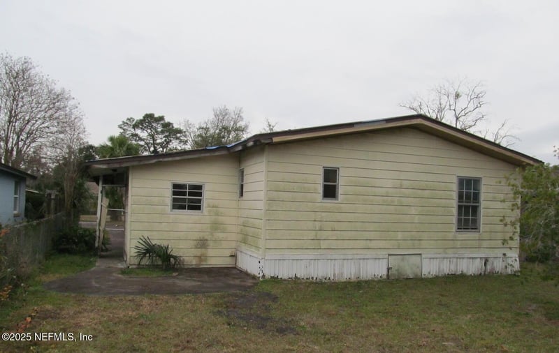 5931 Longchamp Dr, Jacksonville, FL 32244