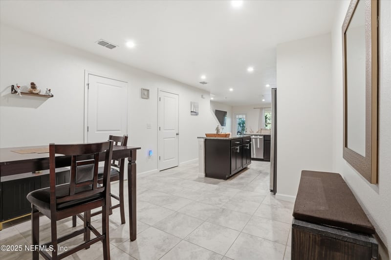 5935 Creekside Crossing Dr, Jacksonville, FL 32210