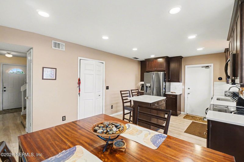 594 John Pinn Pl, Orange Park, FL 32073