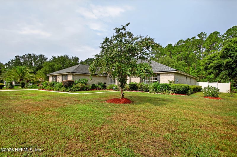 5960 Long Cove Dr, Jacksonville, FL 32222