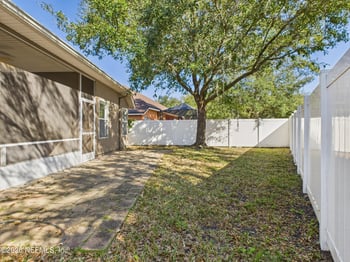 5970 Green Pond Dr, Jacksonville, FL 32258