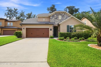 598 Amber Creek Dr, Jacksonville, FL 32218