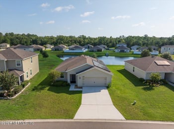 5980 Crosby Lake Way E, Macclenny, FL 32063