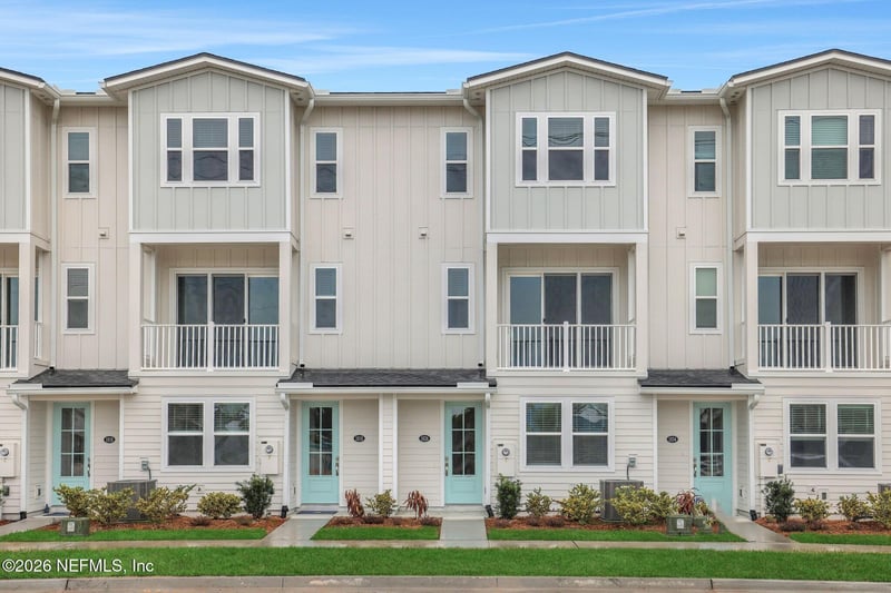 6 N Beach Way N, Jacksonville Beach, FL 32250