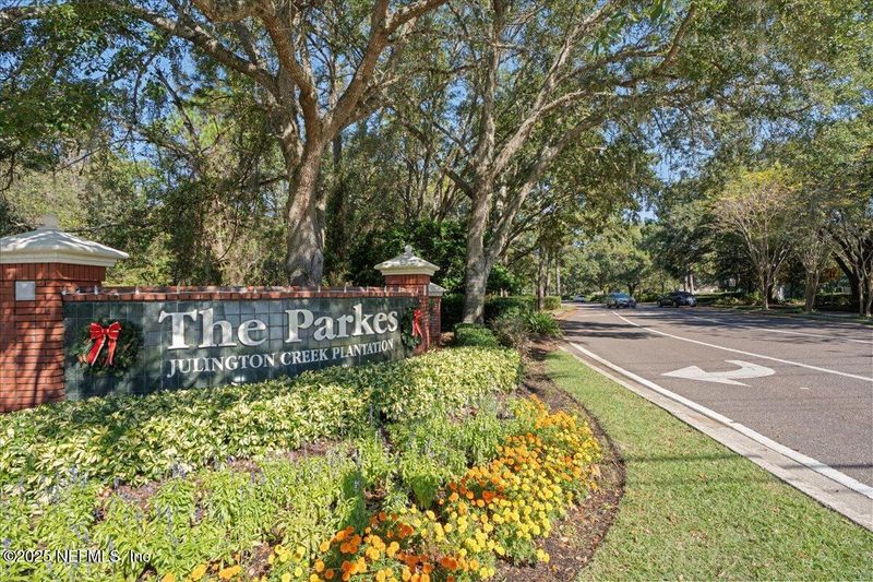 600 Pineland Ln, St Johns, FL 32259