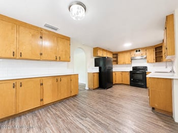 6009 Verdes Rd, Jacksonville, FL 32244