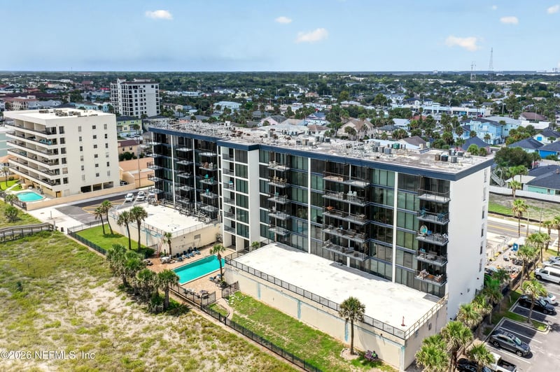 601 1st St S #2B, Jacksonville Beach, FL 32250