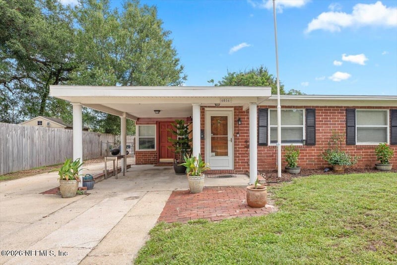 6016 Holly Bay Ct, Jacksonville, FL 32211