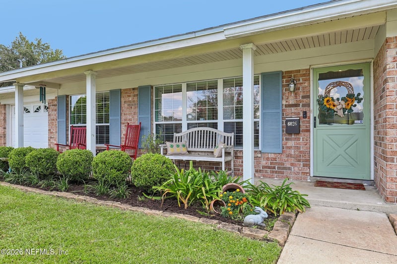6026 Chevy Dr, Jacksonville, FL 32216