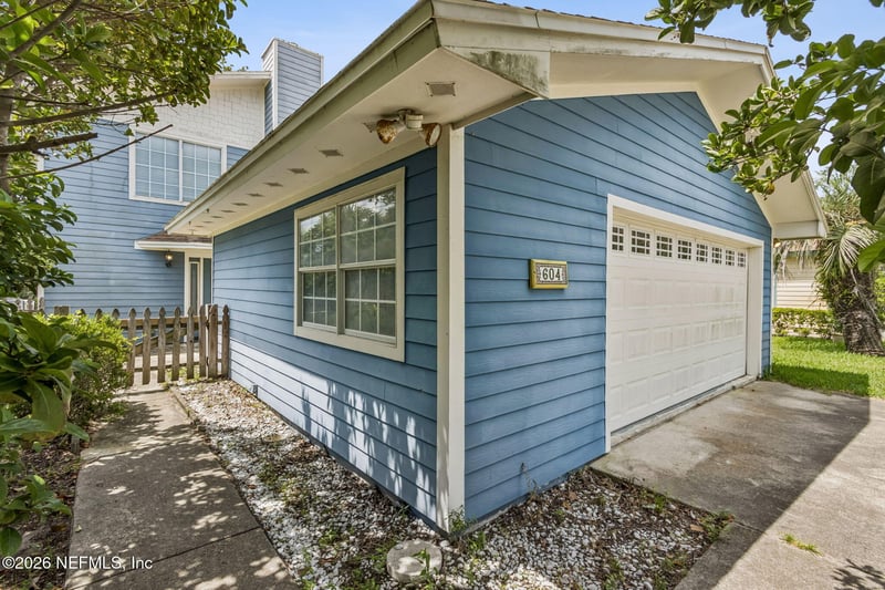 604 11th Ave S, Jacksonville Beach, FL 32250