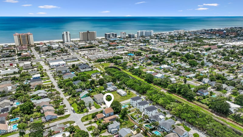 604 11th Ave S, Jacksonville Beach, FL 32250
