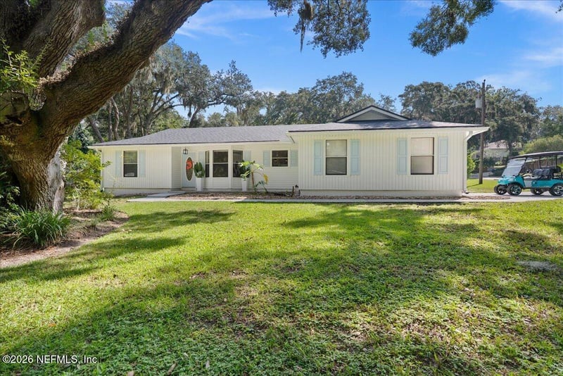 604 N 15th St, Fernandina Beach, FL 32034