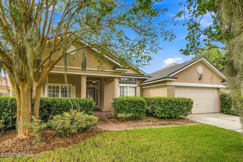604 Reflection Cove Rd, Jacksonville, FL 32218