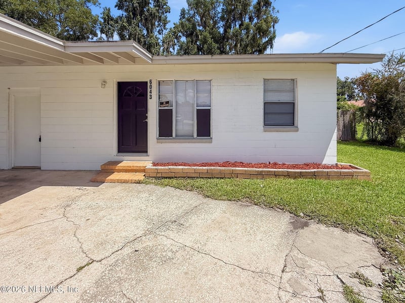 6043 Malcone Ln, Jacksonville, FL 32244