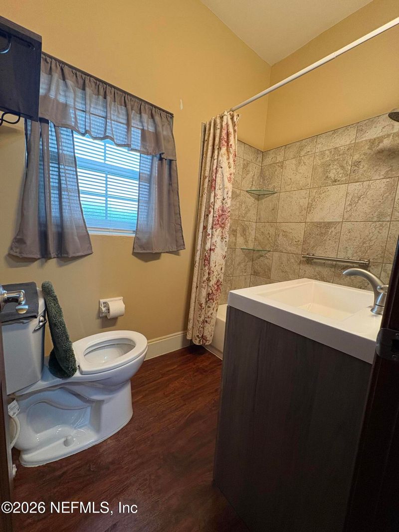 6044 Sabre Dr, Jacksonville, FL 32244