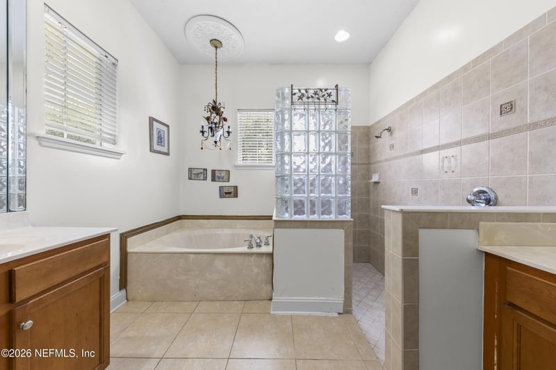 6045 Alderfer Springs Dr, Jacksonville, FL 32258