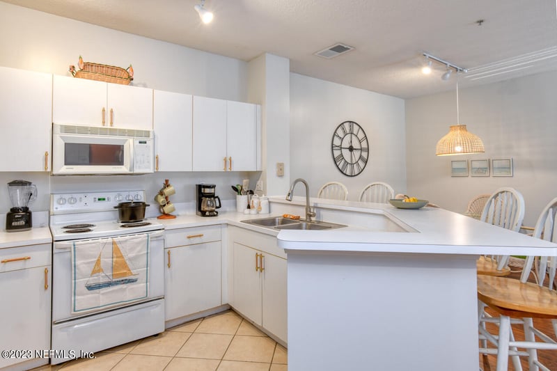 605 Fairway Dr #203, St Augustine, FL 32084