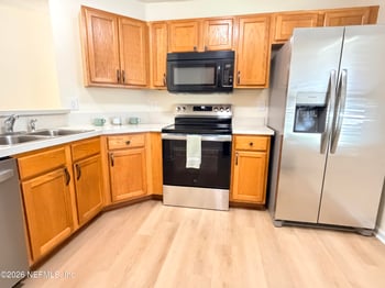 605 N Covered Bridge Rd #4, St Johns, FL 32259