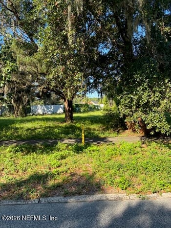 605 N Magnolia Ave, Green Cove Springs, FL 32043