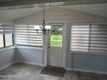 6055 Carlton Rd, Jacksonville, FL 32244