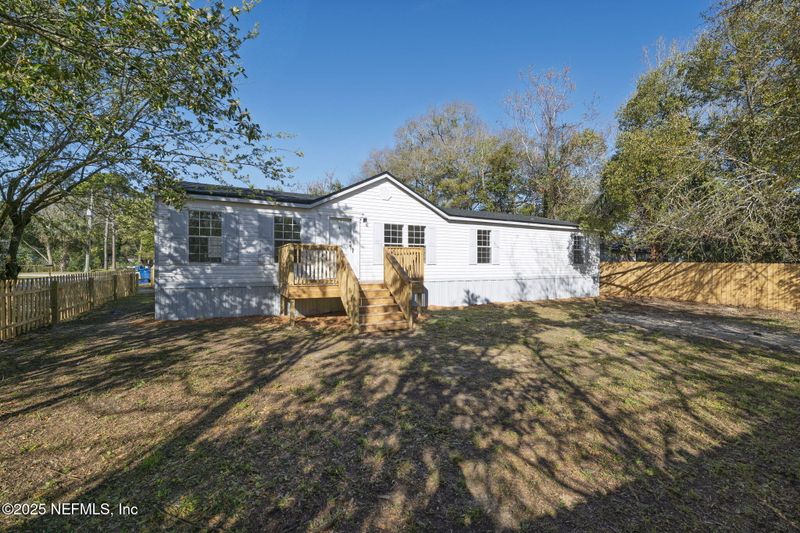 606 Jackson Rd, Jacksonville, FL 32225