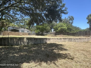 6068 Hinely Ln, Jacksonville, FL 32216
