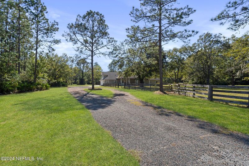 6079 War Admiral Rd, Jacksonville, FL 32234