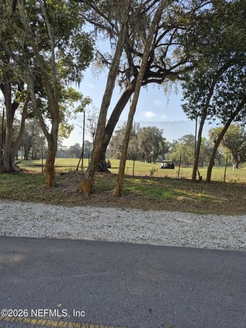 6093 Hyde Park Cir, Jacksonville, FL 32210