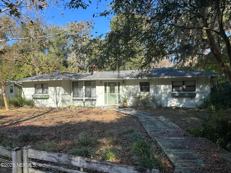 6116 Trout St, Melrose, FL 32666