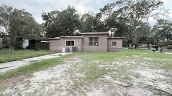 6118 Mercer Cir E, Jacksonville, FL 32217