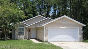 612 S Vermont Ave, Green Cove Springs, FL 32043