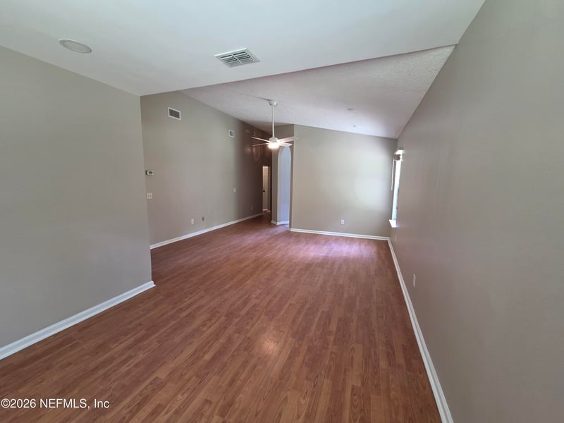 612 S Vermont Ave, Green Cove Springs, FL 32043