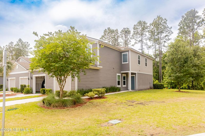 612 Servia Dr, St Johns, FL 32259