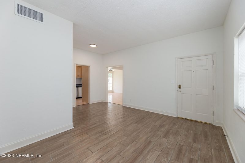 6120 Temple Rd, Jacksonville, FL 32217