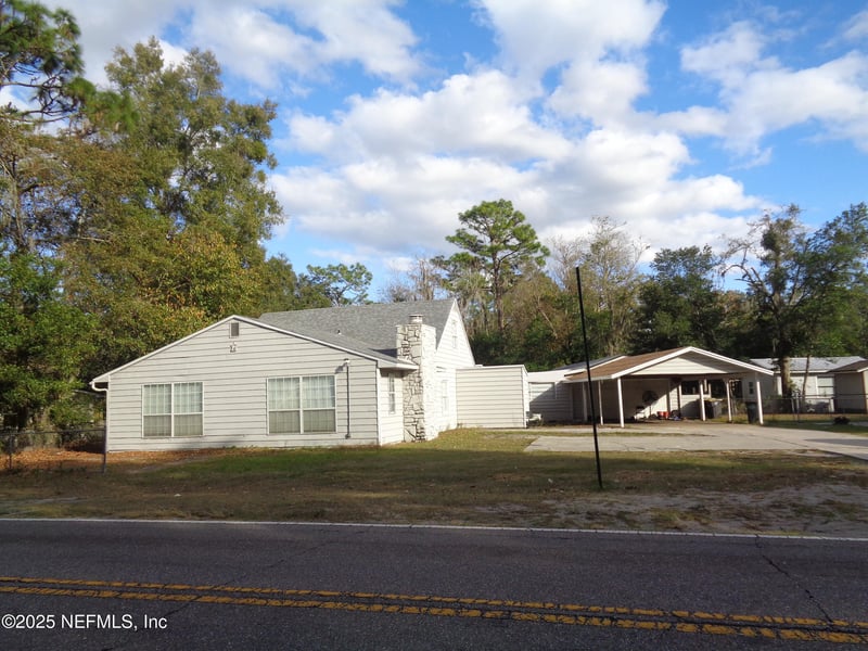 6123 Old Middleburg Rd S, Jacksonville, FL 32222