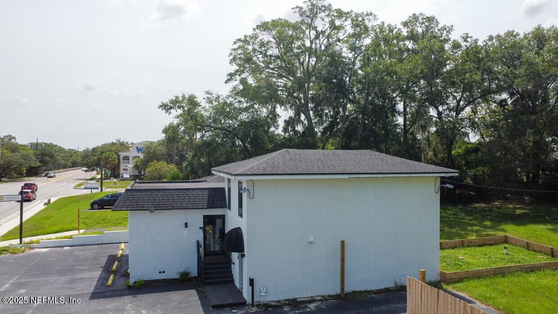 6126 Atlantic Blvd, Jacksonville, FL 32211