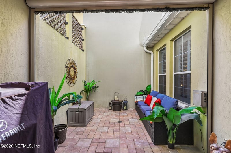 6130 Clearsky Dr, Jacksonville, FL 32258