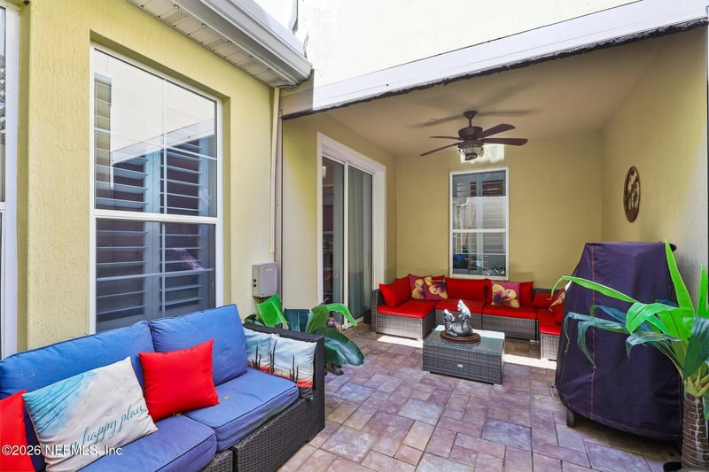 6130 Clearsky Dr, Jacksonville, FL 32258