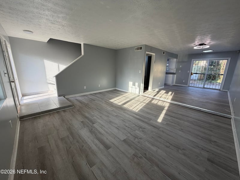 6137 Tuscony Cir, Jacksonville, FL 32277