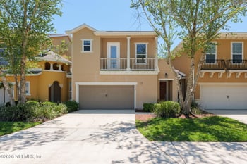 6138 Clearsky Dr, Jacksonville, FL 32258