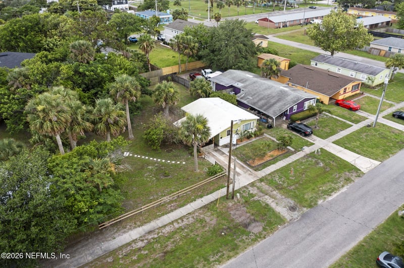 614 3rd Ave S, Jacksonville Beach, FL 32250