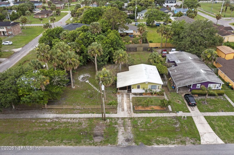 614 3rd Ave S, Jacksonville Beach, FL 32250