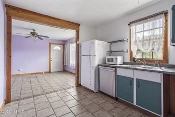 614 3rd Ave S, Jacksonville Beach, FL 32250