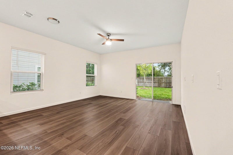 614 Holly Dr, Orange Park, FL 32073